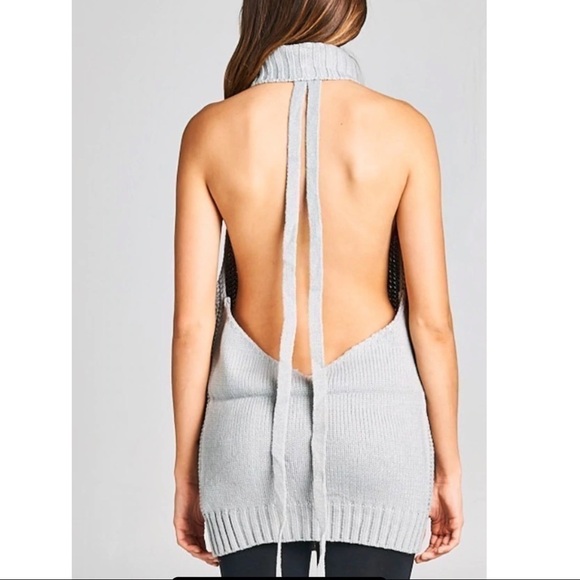 Halter sleeveless off shoulder knitted turtleneck sweater. Grey. Small. NWT - Picture 2 of 5